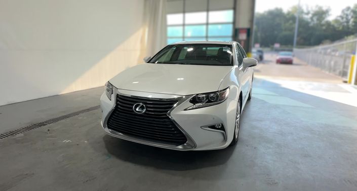 Thumbnail: 2016 Lexus ES - 1