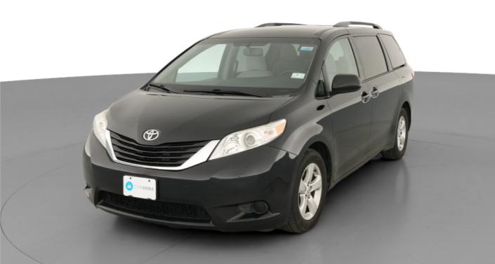Thumbnail: 2016 Toyota Sienna - 1