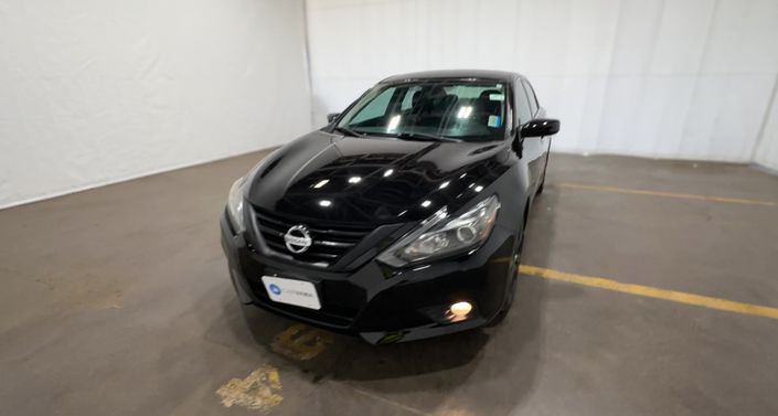 Thumbnail: 2018 Nissan Altima - 1
