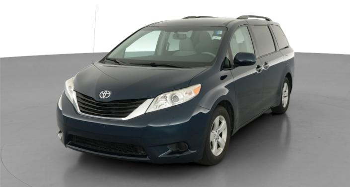 Thumbnail: 2011 Toyota Sienna - 1