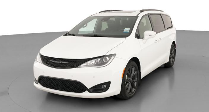 Thumbnail: 2019 Chrysler Pacifica - 1