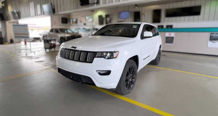 Thumbnail: 2020 Jeep Grand Cherokee - 1