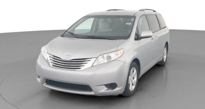 Thumbnail: 2017 Toyota Sienna - 1