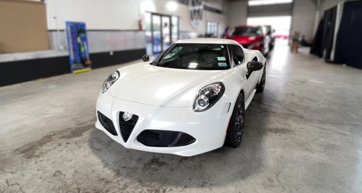 Thumbnail: 2015 Alfa Romeo 4C - 1