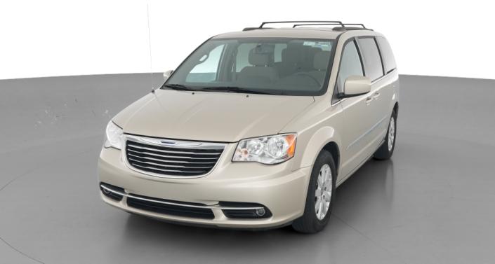 Thumbnail: 2015 Chrysler Town & Country - 1