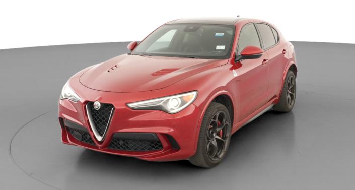 Thumbnail: 2018 Alfa Romeo Stelvio - 1