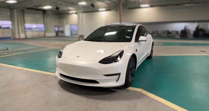 Thumbnail: 2023 Tesla Model 3 - 1