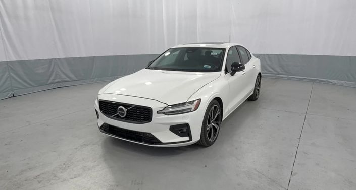 Thumbnail: 2024 Volvo S60 - 1