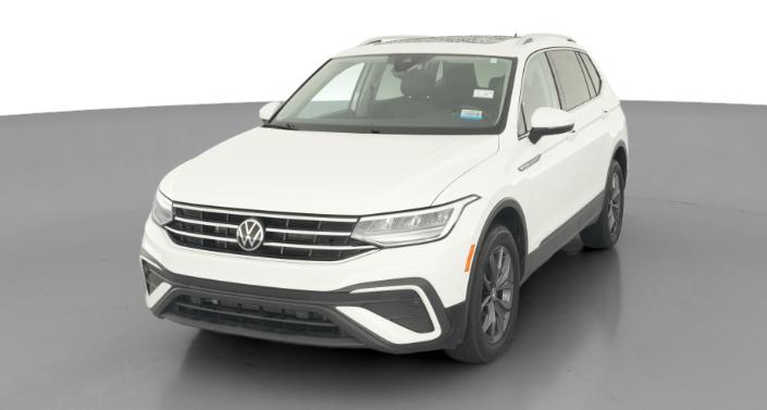 Thumbnail: 2022 Volkswagen Tiguan - 1