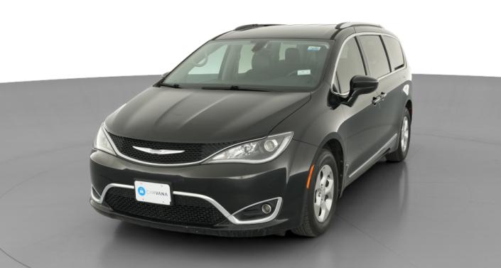 Thumbnail: 2017 Chrysler Pacifica - 1