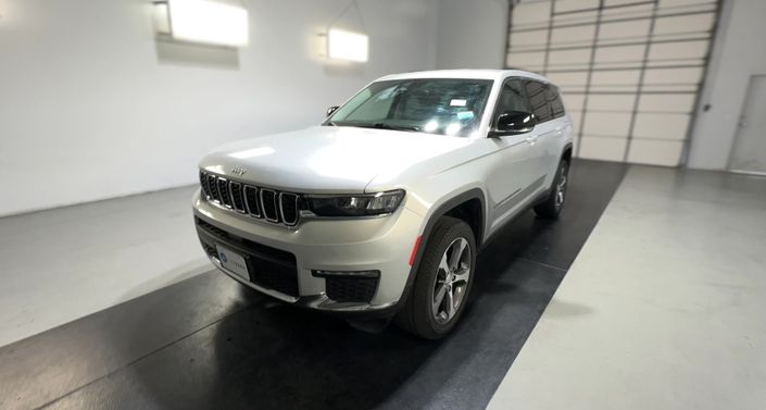 Thumbnail: 2023 Jeep Grand Cherokee L - 1