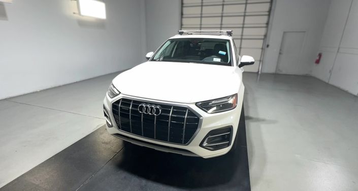 Thumbnail: 2022 Audi Q5 - 1