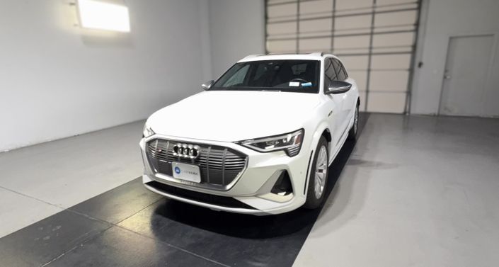 Thumbnail: 2023 Audi e-tron S - 1