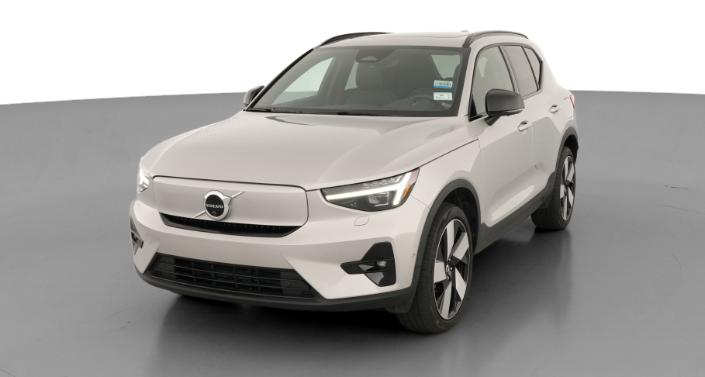 Thumbnail: 2023 Volvo XC40 - 1