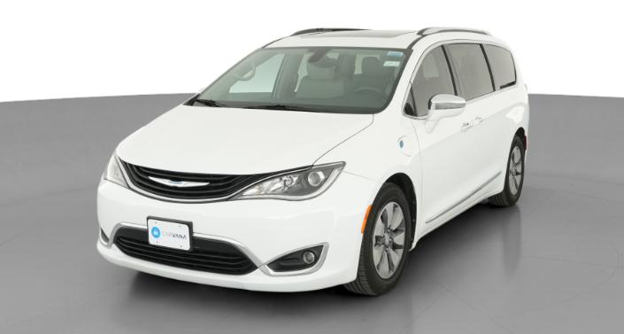 Thumbnail: 2018 Chrysler Pacifica - 1