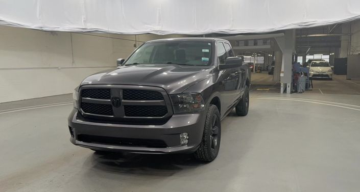 Thumbnail: 2019 RAM 1500 Classic - 1