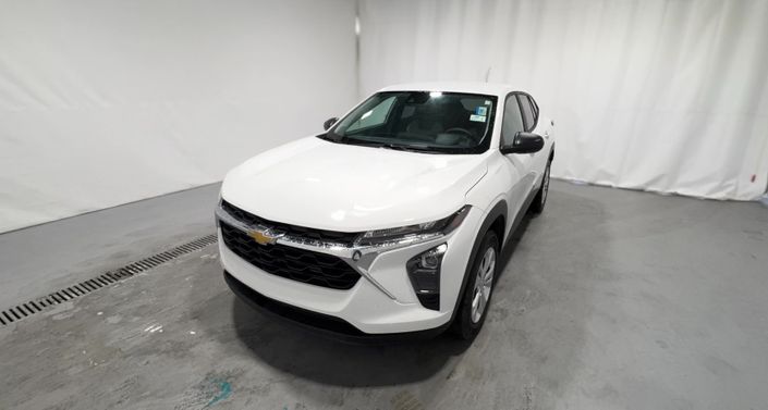Thumbnail: 2025 Chevrolet Trax - 1