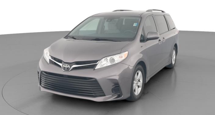 Thumbnail: 2019 Toyota Sienna - 1
