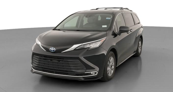 Thumbnail: 2022 Toyota Sienna - 1