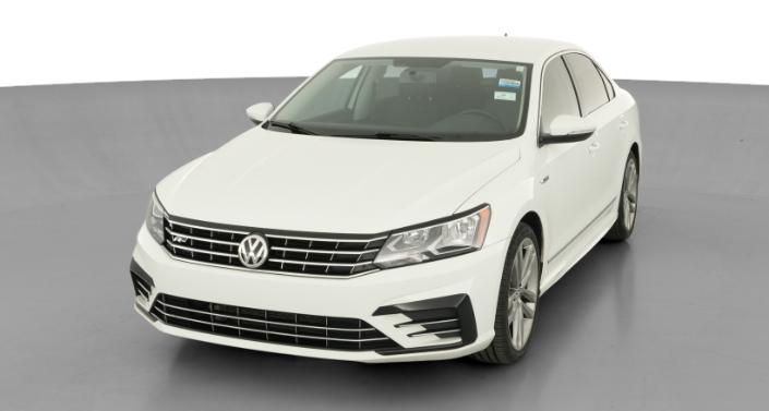 Thumbnail: 2017 Volkswagen Passat - 1