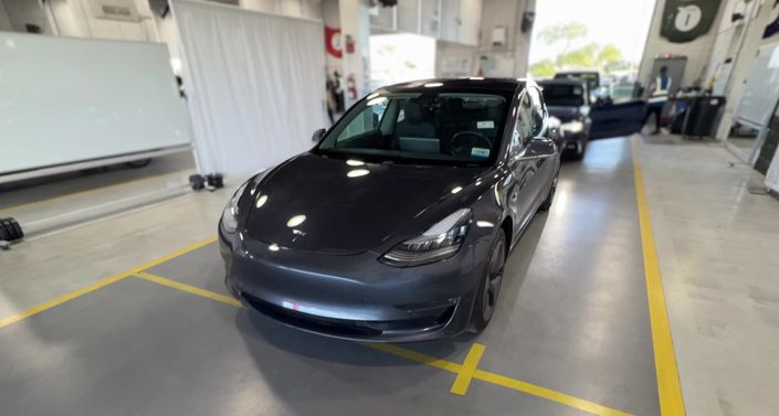 Thumbnail: 2019 Tesla Model 3 - 1