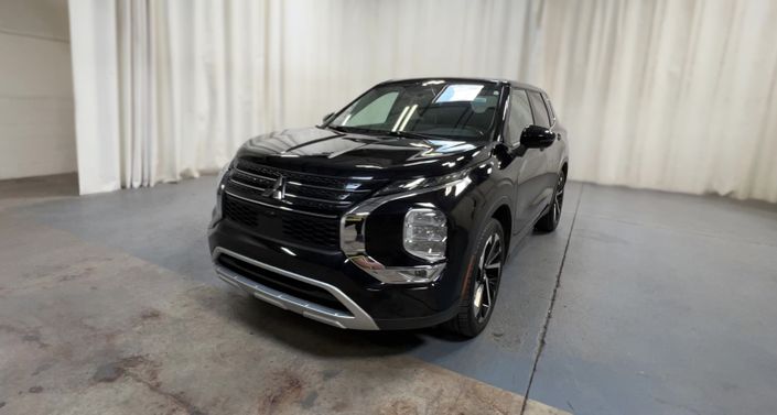 Thumbnail: 2022 Mitsubishi Outlander - 1