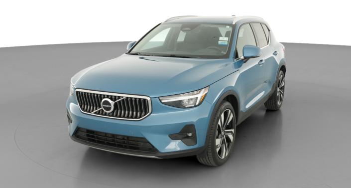 Thumbnail: 2023 Volvo XC40 - 1