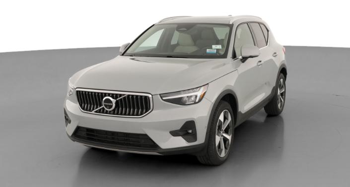 Thumbnail: 2024 Volvo XC40 - 1