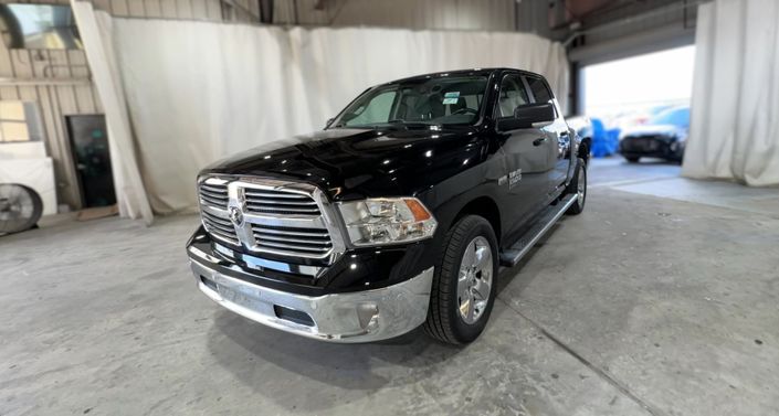 Thumbnail: 2019 RAM 1500 Classic - 1