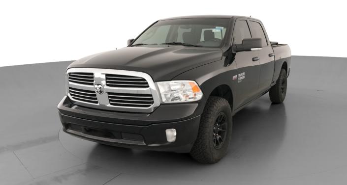 Thumbnail: 2019 RAM 1500 Classic - 1