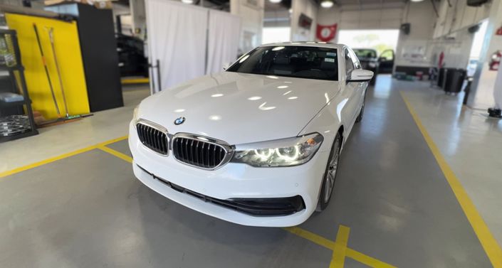 Thumbnail: 2019 BMW 5 Series - 1