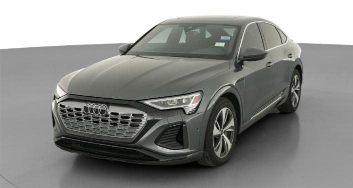 Thumbnail: 2024 Audi Q8 e-tron - 1