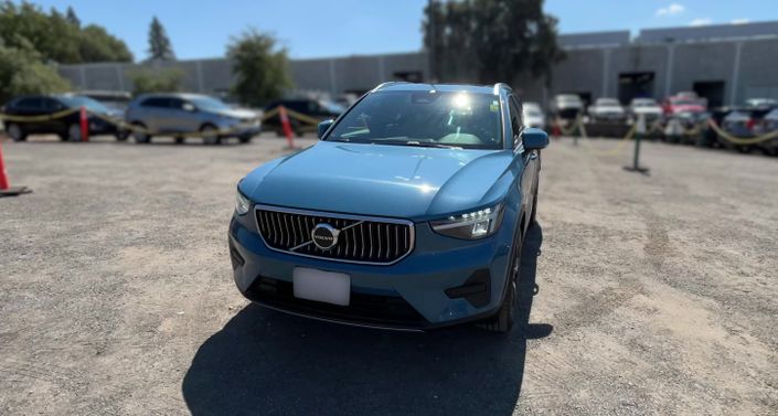 Thumbnail: 2024 Volvo XC40 - 1