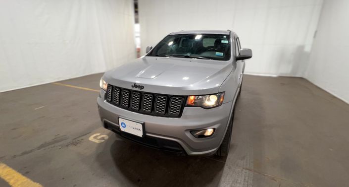 Thumbnail: 2017 Jeep Grand Cherokee - 1