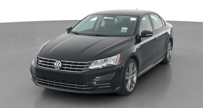 2018 Volkswagen Passat R-Line -
                  Lorain, OH