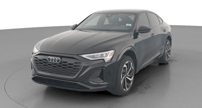 Thumbnail: 2024 Audi Q8 e-tron - 1