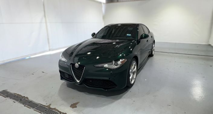 Thumbnail: 2021 Alfa Romeo Giulia - 1