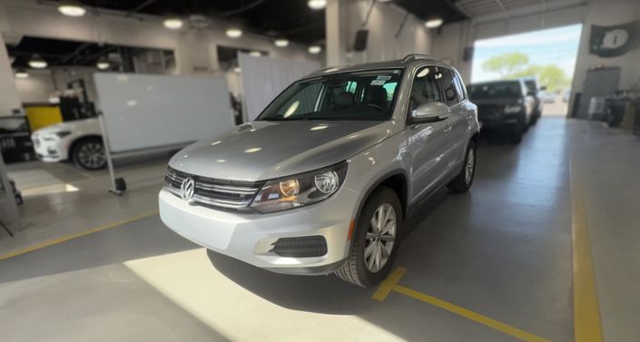 Thumbnail: 2017 Volkswagen Tiguan - 1