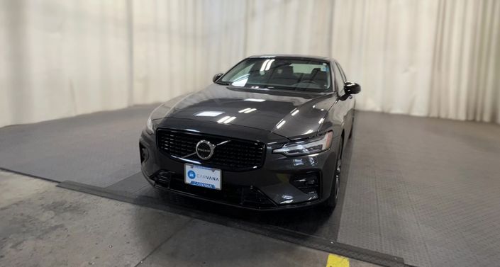 Thumbnail: 2024 Volvo S60 - 1