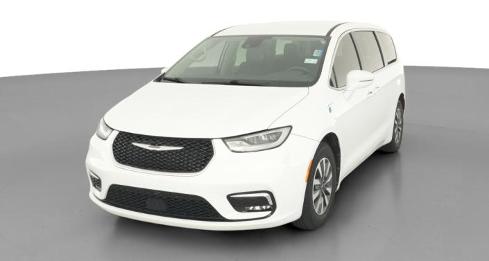 Thumbnail: 2022 Chrysler Pacifica - 1