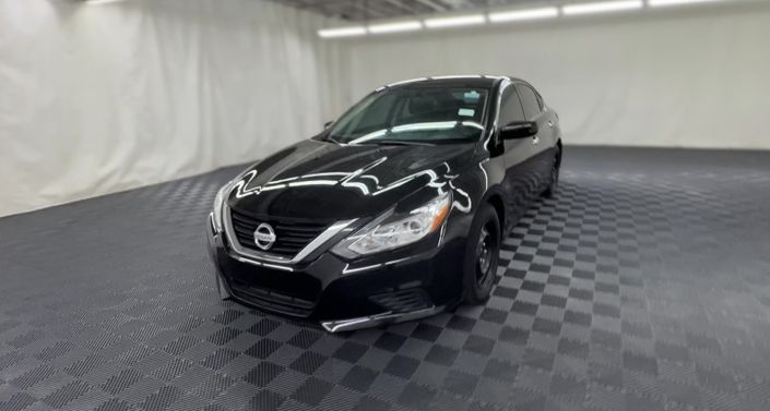 Thumbnail: 2018 Nissan Altima - 1