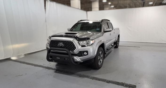 Thumbnail: 2018 Toyota Tacoma - 1