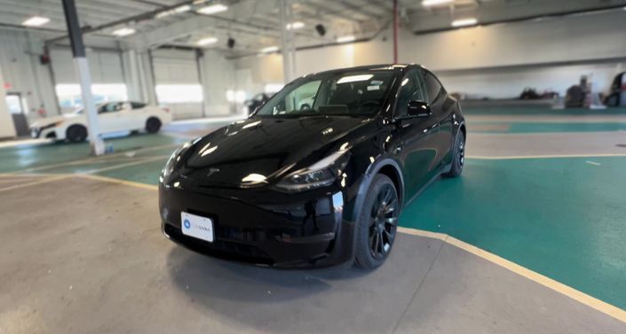 Thumbnail: 2023 Tesla Model Y - 1