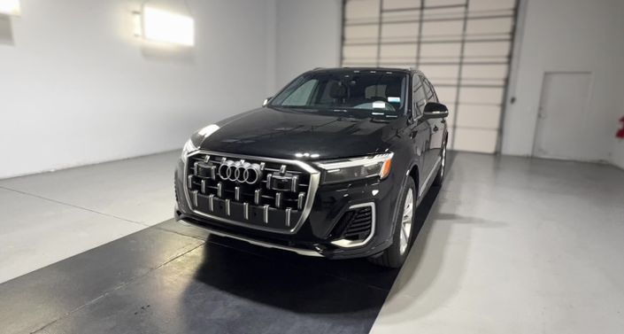 Thumbnail: 2025 Audi Q7 - 1