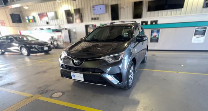 Thumbnail: 2018 Toyota RAV4 - 1