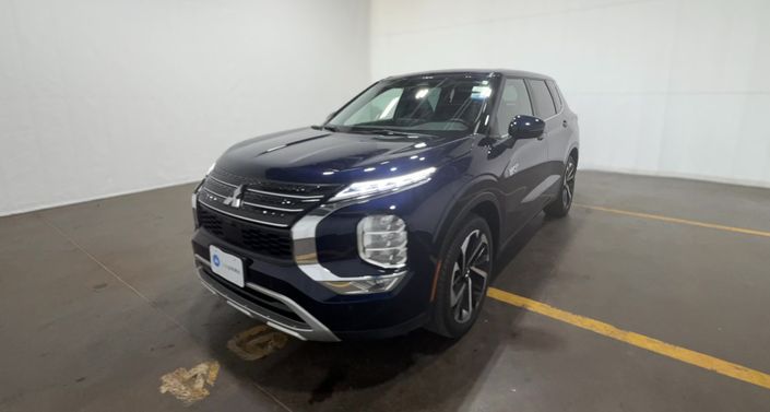 Thumbnail: 2023 Mitsubishi Outlander - 1