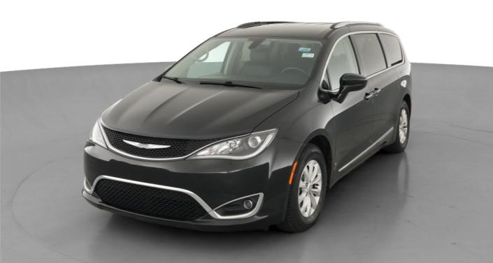 Thumbnail: 2019 Chrysler Pacifica - 1