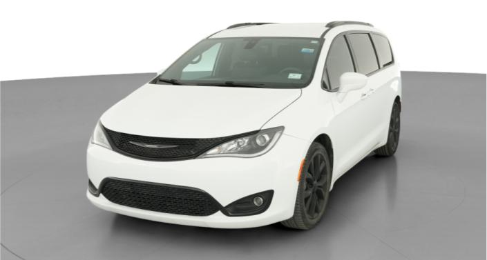 Thumbnail: 2019 Chrysler Pacifica - 1