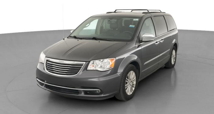 Thumbnail: 2016 Chrysler Town & Country - 1