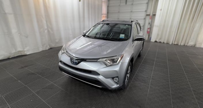 Thumbnail: 2018 Toyota RAV4 - 1